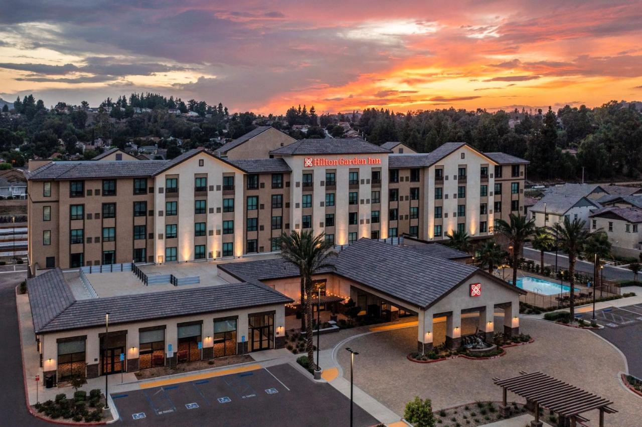 Hilton Garden Inn Pomona, Ca Eksteriør billede