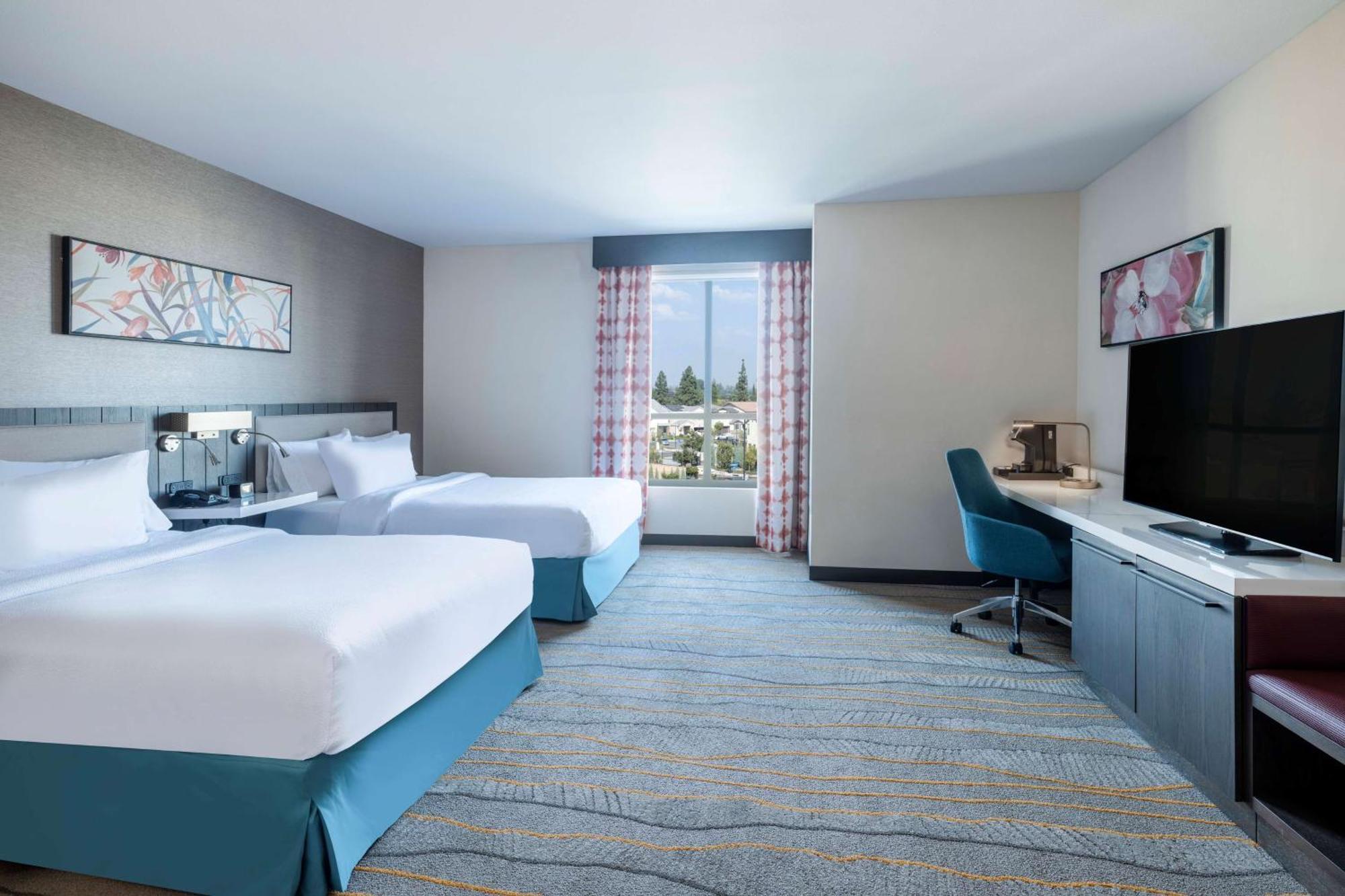 Hilton Garden Inn Pomona, Ca Eksteriør billede