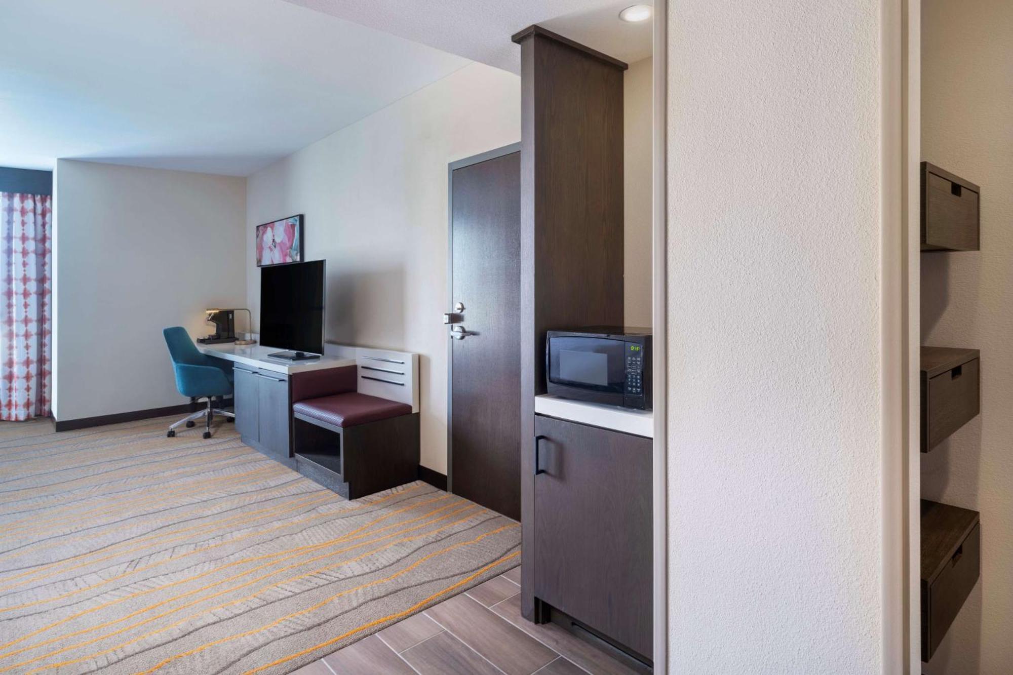 Hilton Garden Inn Pomona, Ca Eksteriør billede